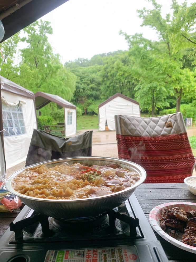  중랑캠핑숲 장비 없이 즐길 수 있어요