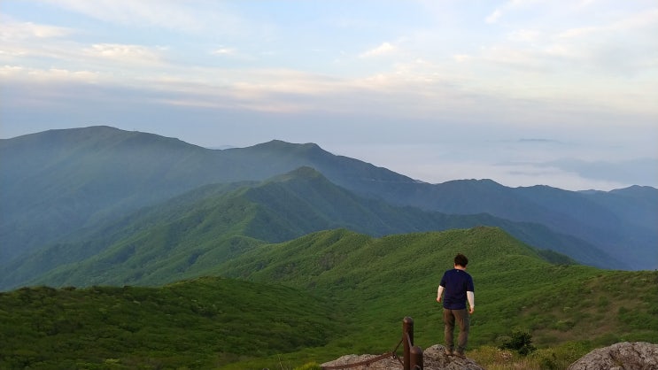 지리산 서북능선 종주(성삼재 - 만복대 - 팔랑치 - 바래봉 - 덕두산 - 구인월)