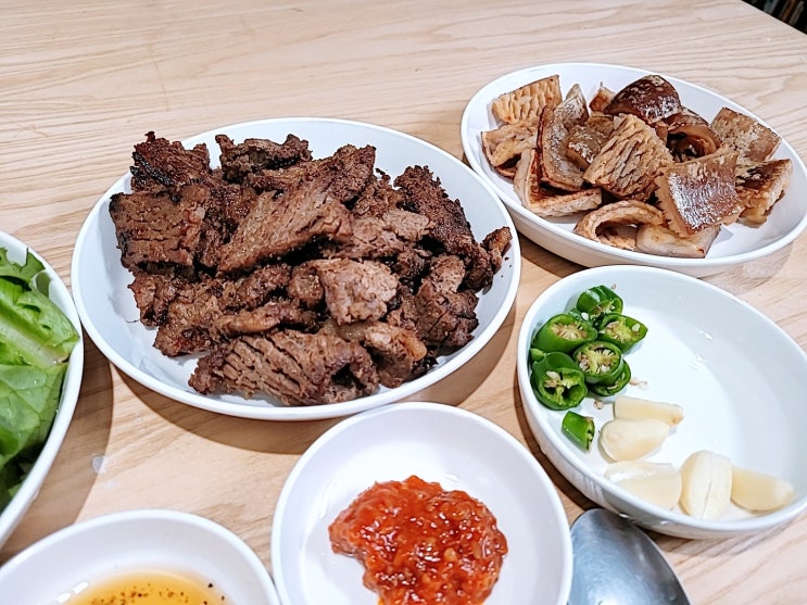  양념돼지갈비 벌집껍데기는 이음플라넷이 최고야