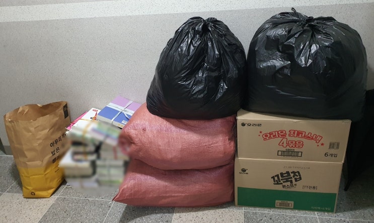  정리수납_ 안입는옷정리