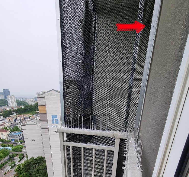  에어컨 실외기 비둘기 퇴치망 설치 용인 신동아 파밀리에 12단지