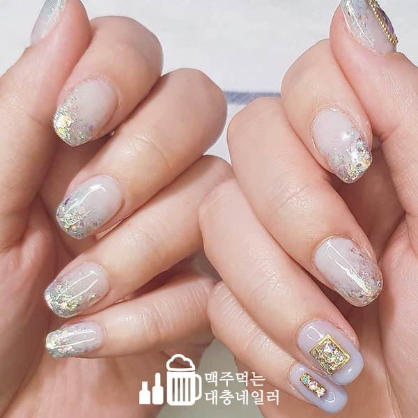  셀프젤네일하는법 - 초보네일러도 하기쉬운 글리터그라네일(밀크베쓰네일)
