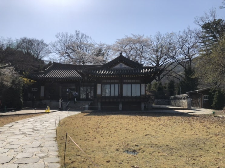 구리 카페 모던기와 한옥 카페의 고즈넉함과 한강뷰가 좋아요 구리 카페 모던기와 한옥 카페의 고즈넉함과 한강뷰가 좋아요