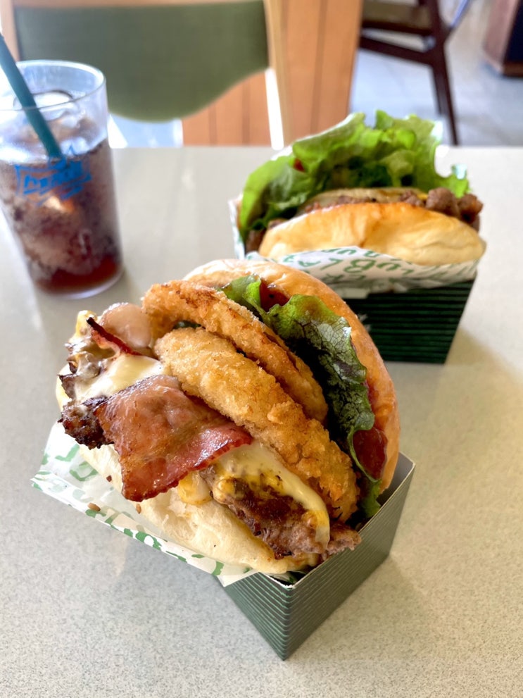  고양시 육즙터지는 수제버거 맛집 레이지버거클럽 원흥점