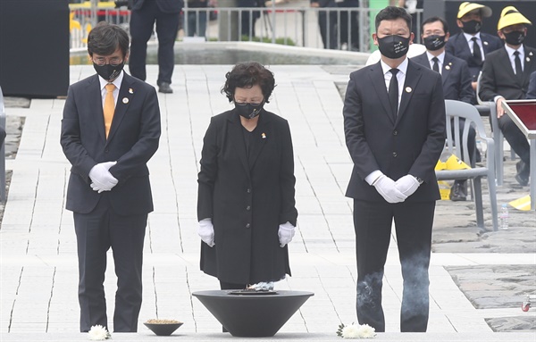 "바보 <b>노무현</b>의 삶처럼" 개혁·통합 다짐의 추도식 12주기 추도식