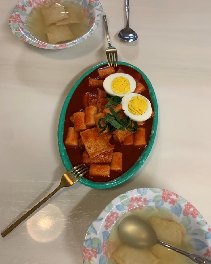  마켓컬리 추천템 ️ 학교 앞 분식집에서 먹던 떡볶이 그 맛! ‘ 금미옥 쌀 떡볶이 ’ 강력 추천합니다! ( 내돈내산 )