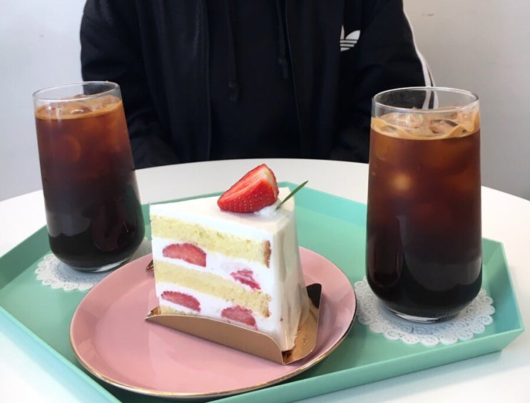  산본역 케이크 카페 <르헤브01케이크>, 케잌 비주얼 갑! 맛도 갑! 갑갑!!!