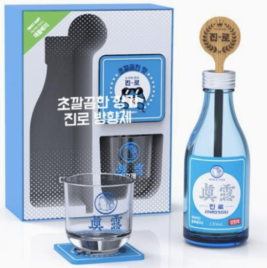  "아버지가 소주 귀엽다며 드실 뻔" 굿즈 마케팅 선 넘었다. 진로방향제, 서울우유바디워시, 딱풀캔디 등, 펀슈머 사례와 문제점.