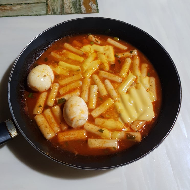  cj제일제당 경주 미정당 국물 떡볶이 먹어보았습니다. (국물떡볶이 칼로리,영양성분 정보,열량,조리법,조리방법)