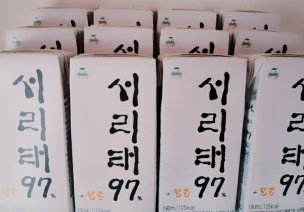  두보원 서리태두유 한팩으로 든든한 하루 시작~