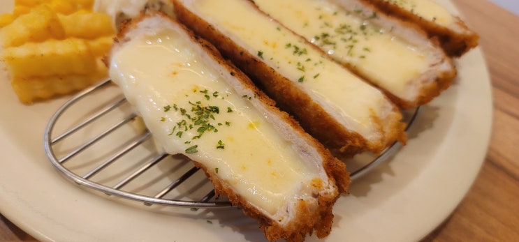  정자역 돈까스 맛집 시계토끼 리뷰