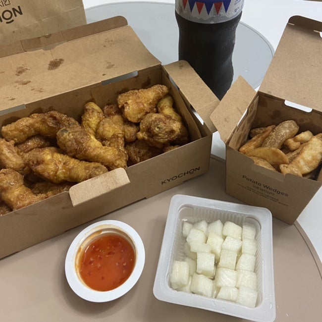 교촌치킨 운남1호점 사진 3