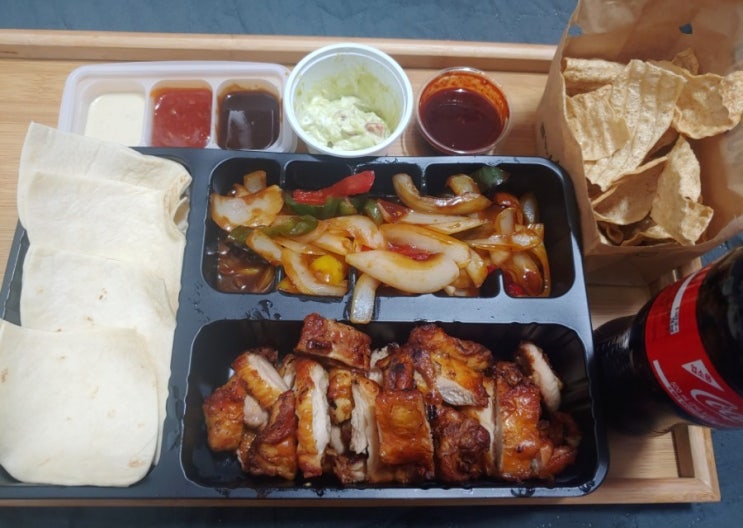  [ 뚝섬유원지역 / 한강 배달 ] 누구나홀딱반한닭 쌈닭 화히타 :) 치킨 맛집