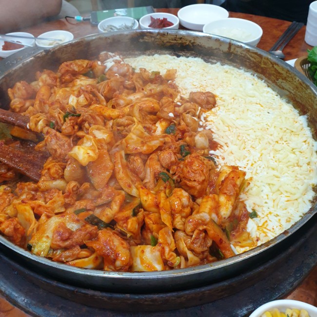 완전만족했던 경남 사천 맛집 서민갑부 매운춘천닭갈비