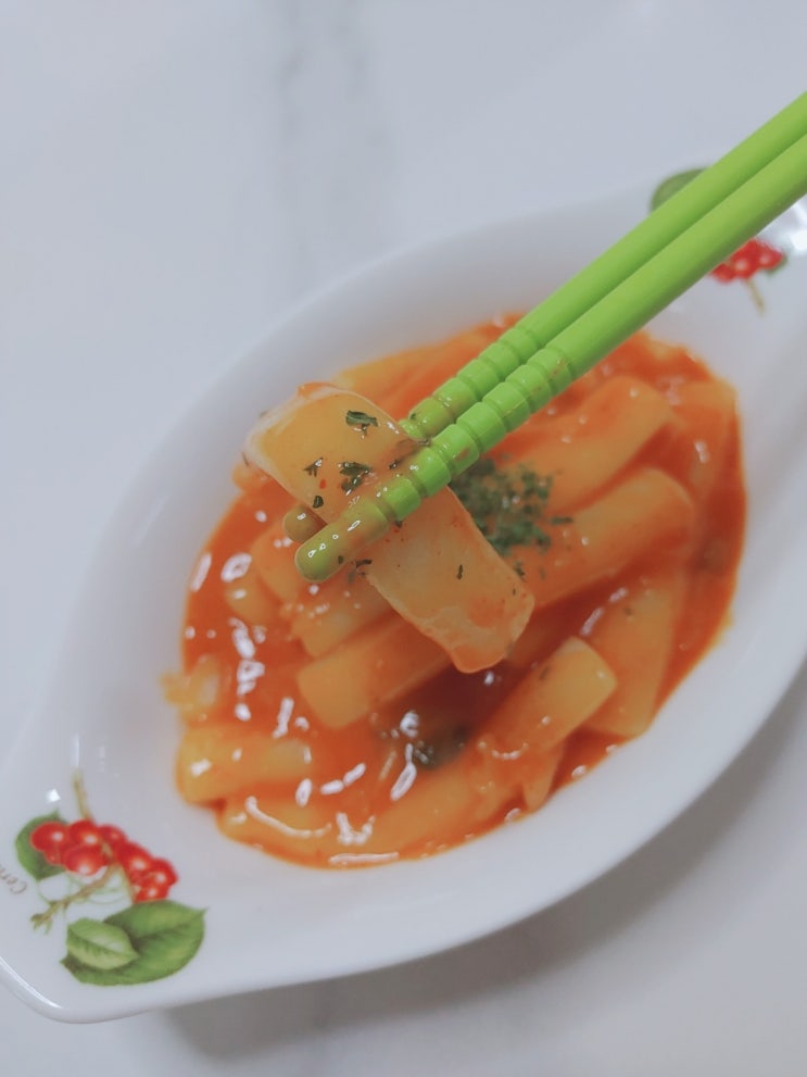  가락로제떡볶이 집에 있는 재료로 10분 투자, 가락로제떡볶이 만들기~!!
