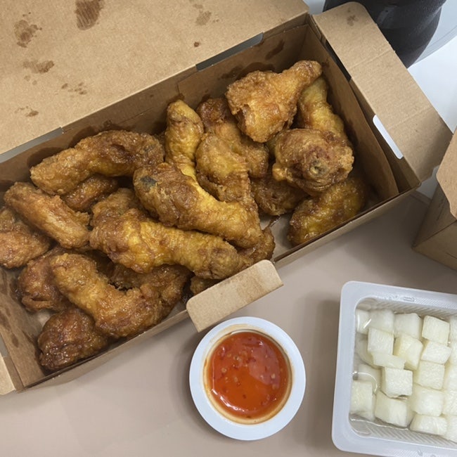 교촌치킨 운남1호점 사진 4
