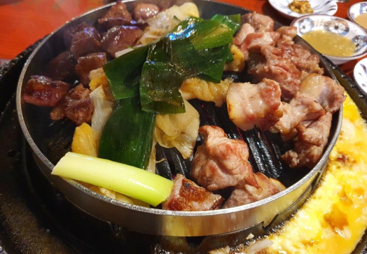  고기 맛있게 구워주는 집, 부평 테마의거리 리가든
