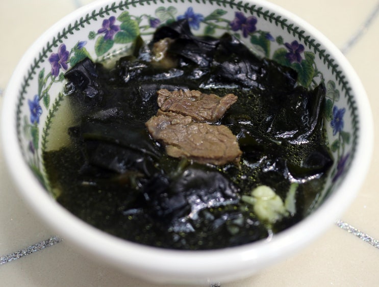  소고기미역국 레시피 완도바다상점 완도 햇미역으로 맛있게 만들기