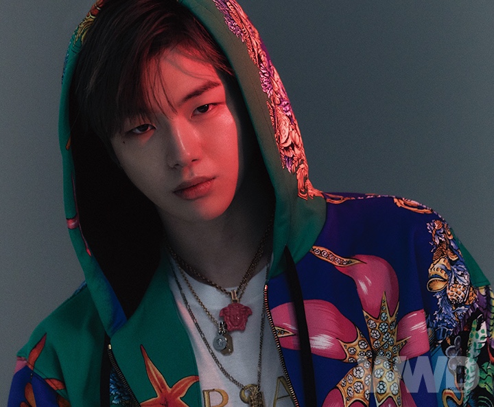 강다니엘 WWD 스페셜 에디션 풀버전, 인간 베르사체 KANGDANIEL