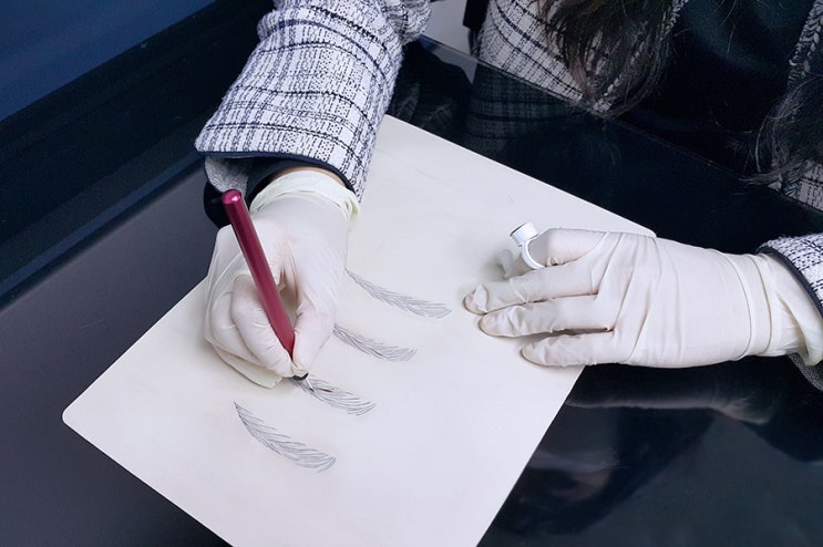  반영구화장수강 재교육 없이 한 번에 마스터하기