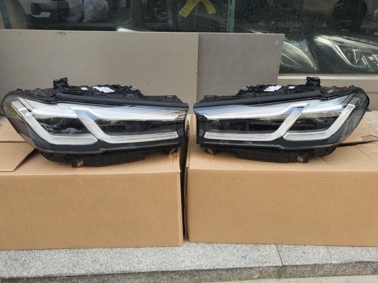  수입차중고부품 BMW 5시리즈 라이트 헤드램프 전조등 LCI LED G30 후기형 (장안동 중고부품 BMW 부품 중고라이트 네바퀴)