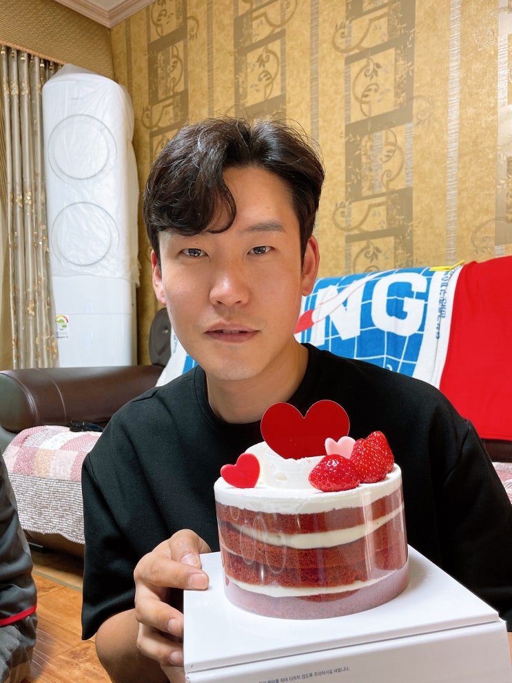  오늘일기 2일차 그분의 생신이었습니다