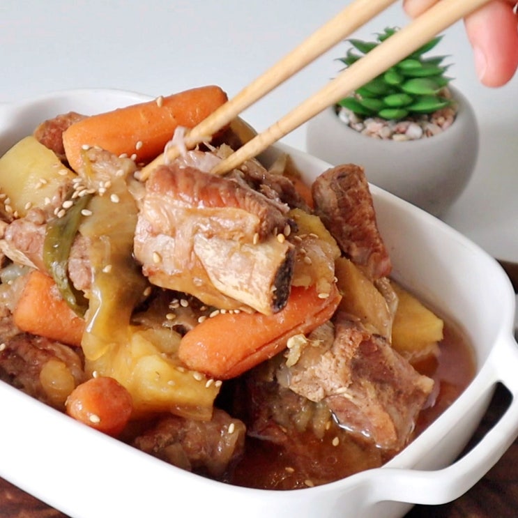  돼지갈비찜 레시피 부드럽게 즐겨요