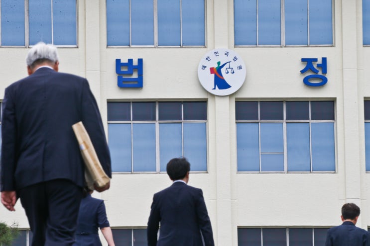 허위 서류로 장애인 보장구 급여 4억2000 가로챈 국제구호기구 전 총재 ‘집유’ 허위 서류로 장애인 보장구 급여 4억2000 가로챈 국제구호기구 전 총재 ‘집유’