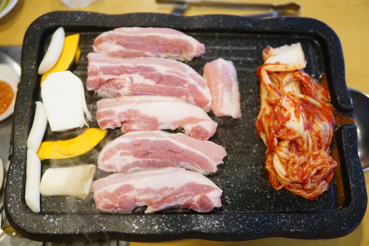  서판교 맛집 :: 운중동 삼겹살 생각날땐 암돼지와 꽃등심
