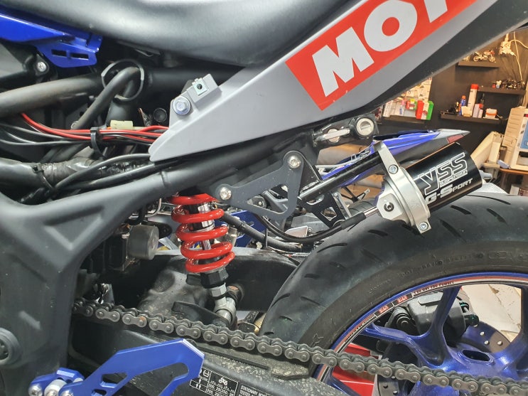  YZF-R3 2020 - YSS 탑라인 리어쇼바 장착