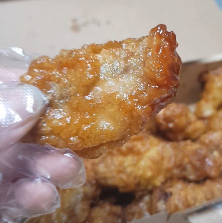  교촌치킨 허니콤보, 울산 무거 1호점에서