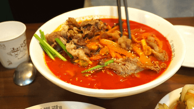  동탄짬뽕) 짬뽕관 화성동탄점 - 국물이 먹고싶은 날 점심메뉴는 직화로 볶아 맛있는 차돌짬뽕