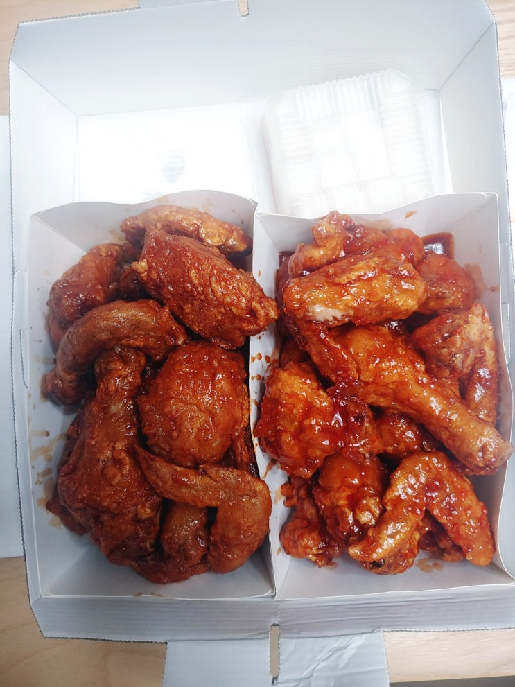 호식이두마리치킨 명지대점 매운간장 & 매운양념 내돈내산 후기 호식이두마리치킨 명지대점 매운간장 & 매운양념 내돈내산 후기