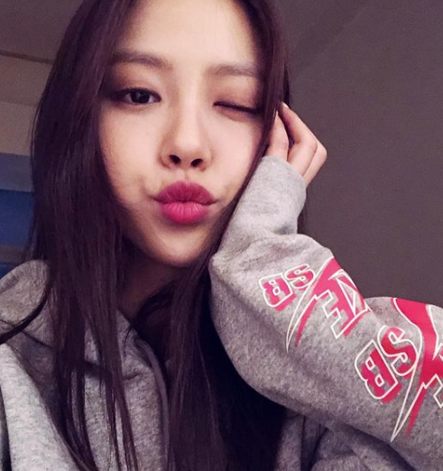 고민시 프로필 술집 비키니 정보