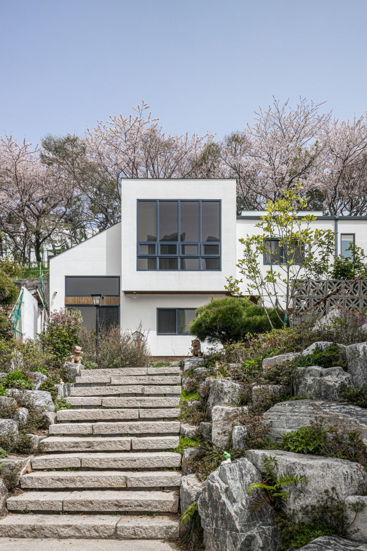  2021년 봄 다시찾은 부산 해운대구 중동 단독주택 "오름마당집"