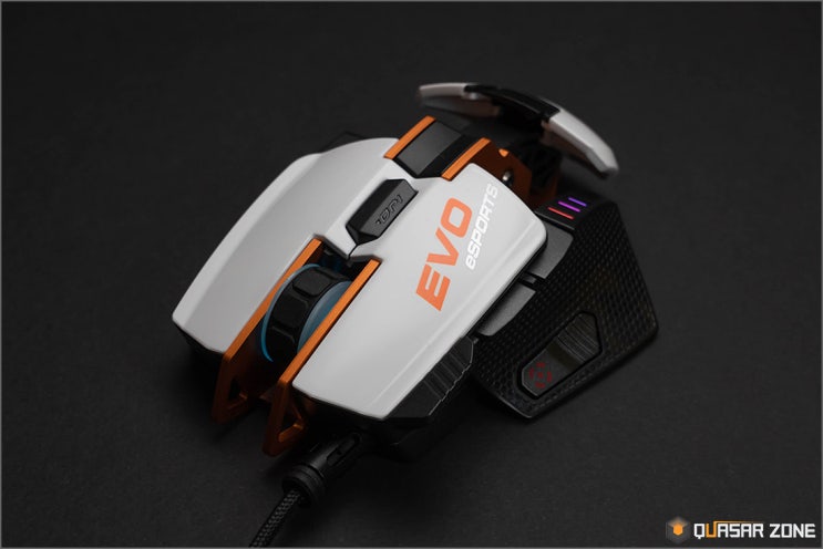 F1 머신을 닮은 COUGAR 700M EVO eSPORTS 게이밍 마우스 퀘이사존 리뷰 컬럼 F1 머신을 닮은 COUGAR 700M EVO eSPORTS 게이밍 마우스 퀘이사존 리뷰 컬럼