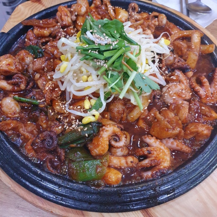  용산 맛집 _ 쾌걸 쭈꾸미 다녀왔어요:)