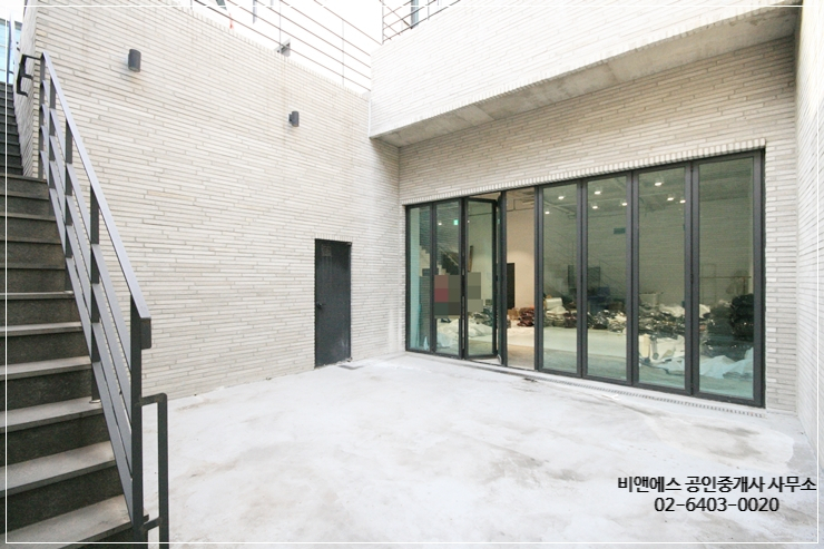강남 전용 50평 썬큰 테라스 있는 신축급 청담동 스튜디오 임대