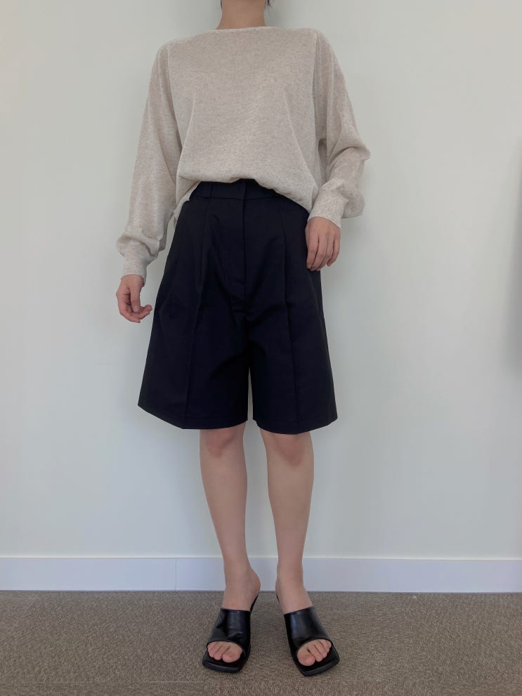  퀄리티 좋은 데일리 와이드 핀턱 5부 반바지 팬츠 베이지 블랙