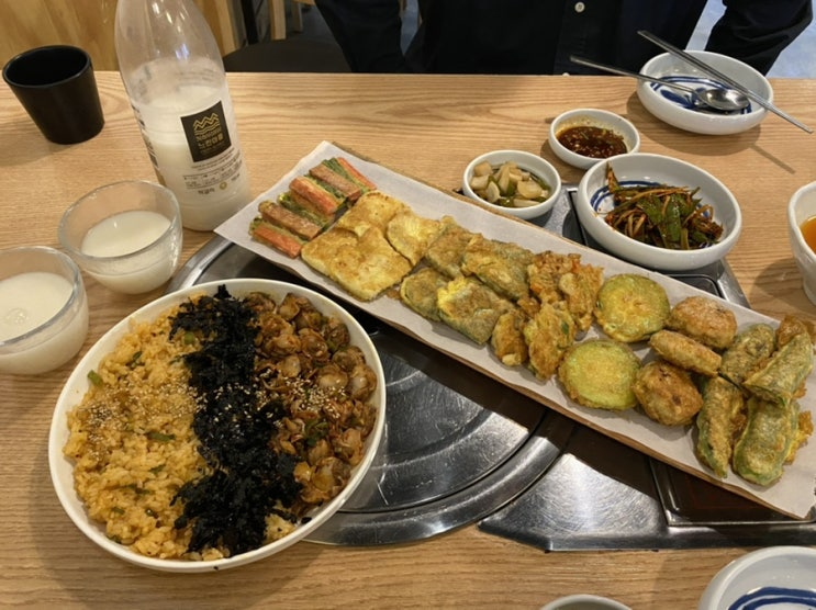  [인계동술집/인계동맛집] 수원시청역 근처에서 모둠전에 막걸리 한 잔 하고싶다면! -‘전싸롱 술집’