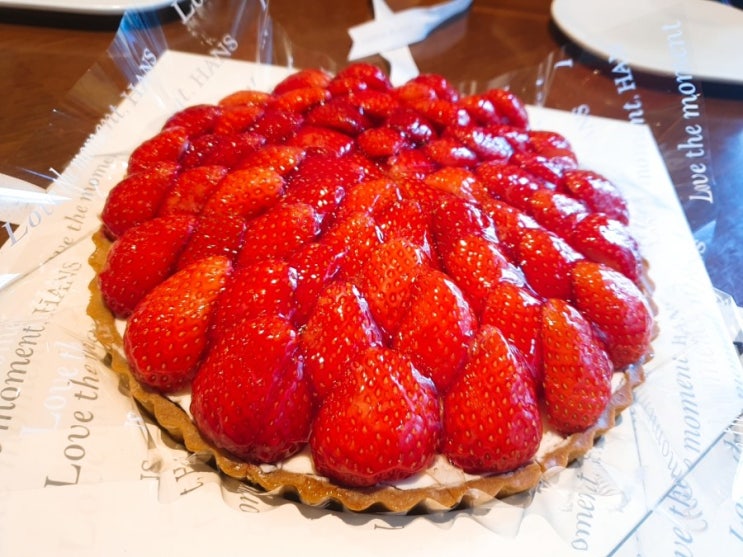  맛있는 생일케이크 한스 딸기타르트