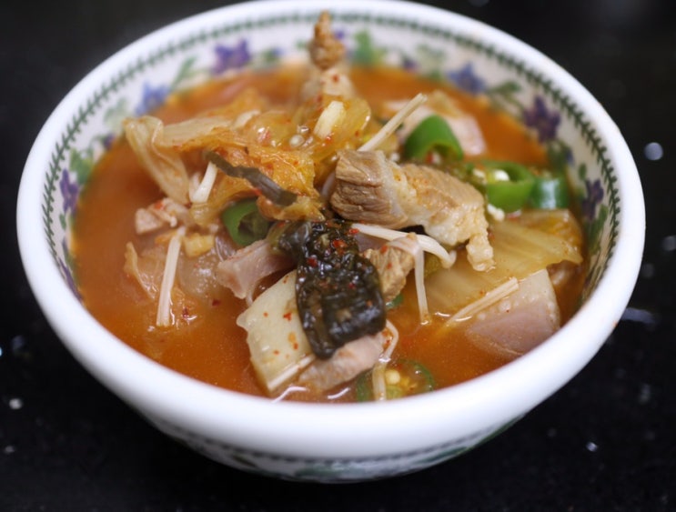  돼지고기요리 김치찌개 치악산맑은돈 돼지덜미살로 맛있게 만들기