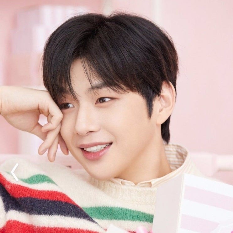  강다니엘 유니버스 프라이빗 메시지 떴오요!