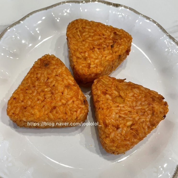  비비고 김치치즈 주먹밥 솔직 후기 (맛은 어떨까?)