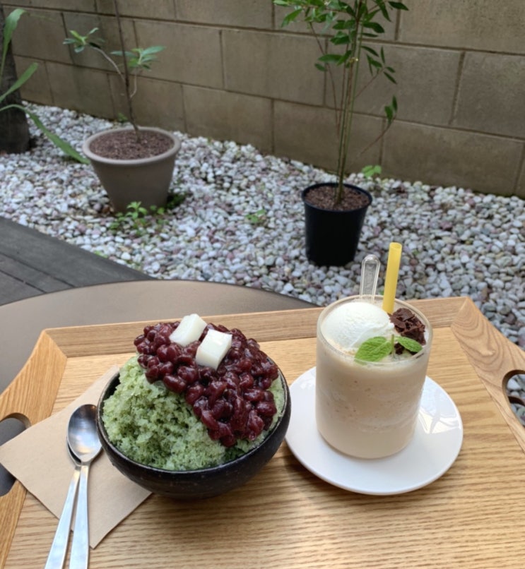 cafe. 서울숲 조용한 카페 말차빙수맛집 카페타치 cafetachi