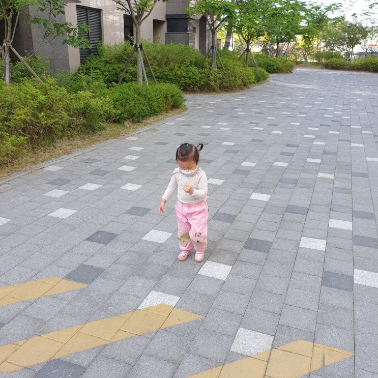  쑥쑥 커버린 예예자매...