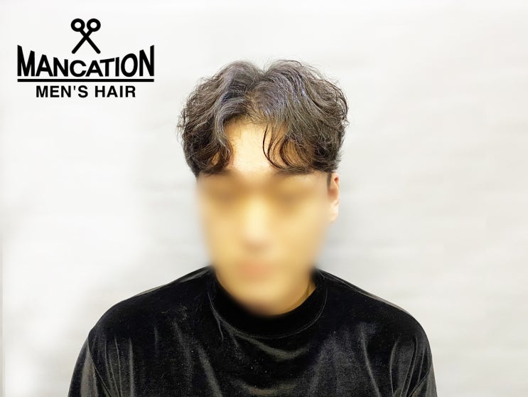  2021 남자 머리 스타일의 루키라고 볼 수 있는  남성 가르마펌
