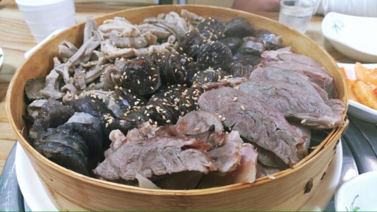  나주 금천면 옛날국밥 수육, 머리고기가 끝내줘요