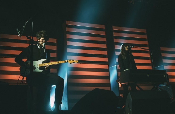 Beach House - space song