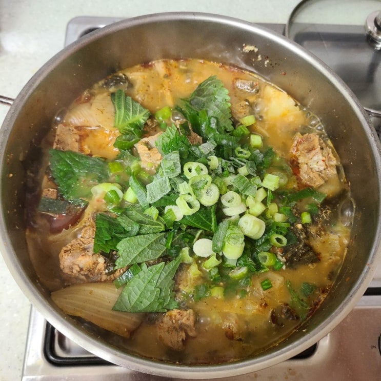  #오늘의 집밥 / 고기 가득 넣은 진짜 감자탕 만들기!